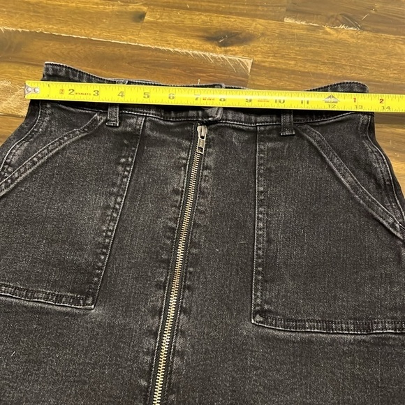 Madewell Denim MIni Skirt Black Frost Utility Jeans Front Zipper Pockets 27 - Picture 4 of 6